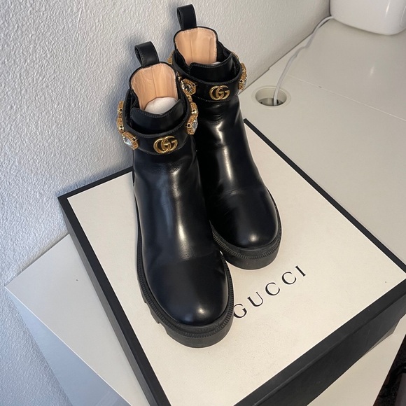 AUTHENTIC GUCCI BOOTS - Picture 8 of 8